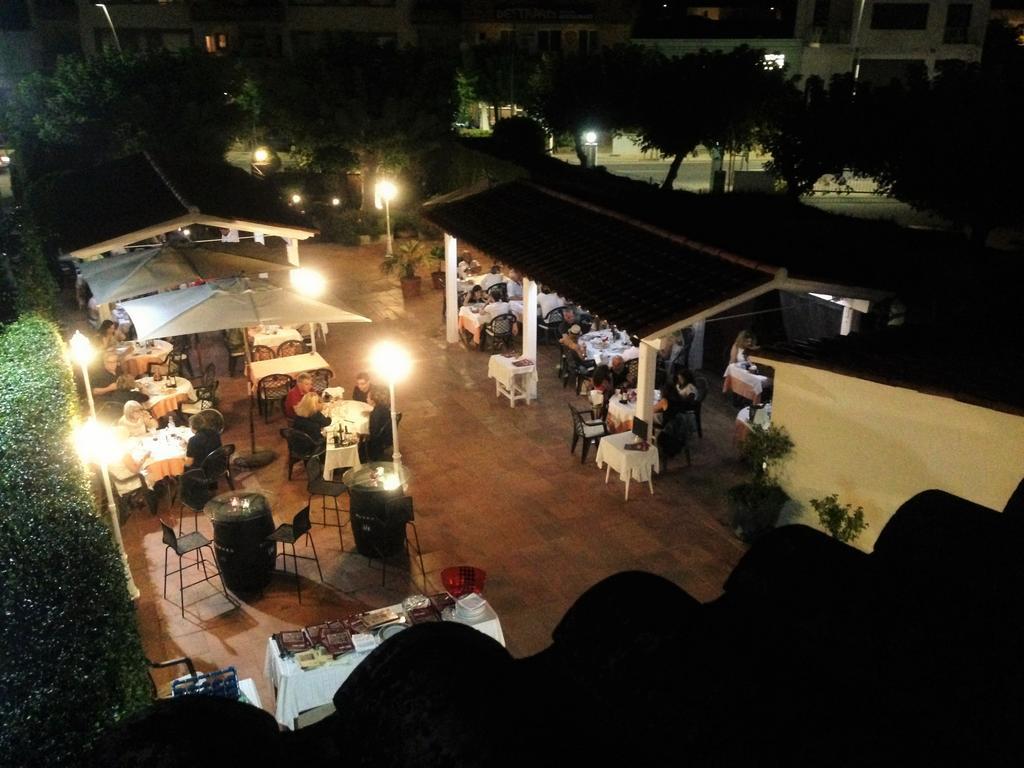 Hostal Can Pou Vidreres Exterior foto